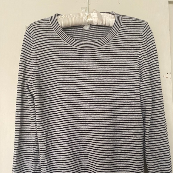 Loft Striped Thumbhole sweater - Picture 1 of 5